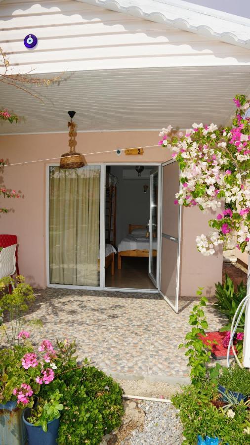 Yelken Bungalov Bed & Breakfast Milas Екстериор снимка