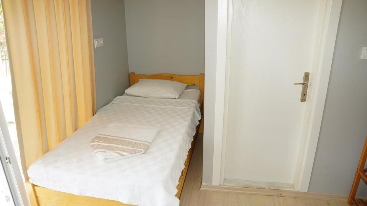 Yelken Bungalov Bed & Breakfast Milas Екстериор снимка